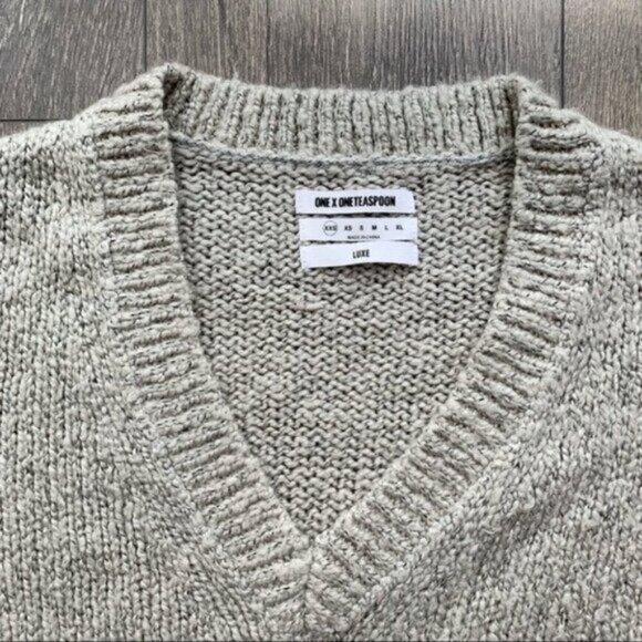 One Teaspoon Saints & Roses Sweater Chunky Knit Lace Up V-neck Size XXS - Picture 6 of 16